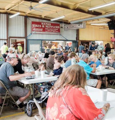 Crowds were thick at the annual fundraiser at Kempner Volunteer Fire Department. gabriela sangache | dispatch record