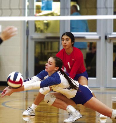 Landry White (front), and Arielle Aguirre were both seniors on this year’s volleyball team. HUNTER KING | DISPATCH RECORD