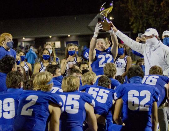 Badgers defend district football title
