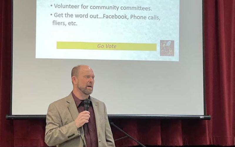 Lometa ISD Superintendent Rob Moore offers examples to those in attendance at last week’s presentation about how they can be involved in the bond election process and what it would mean for the school. MASON HINES | DISPATCH RECORD