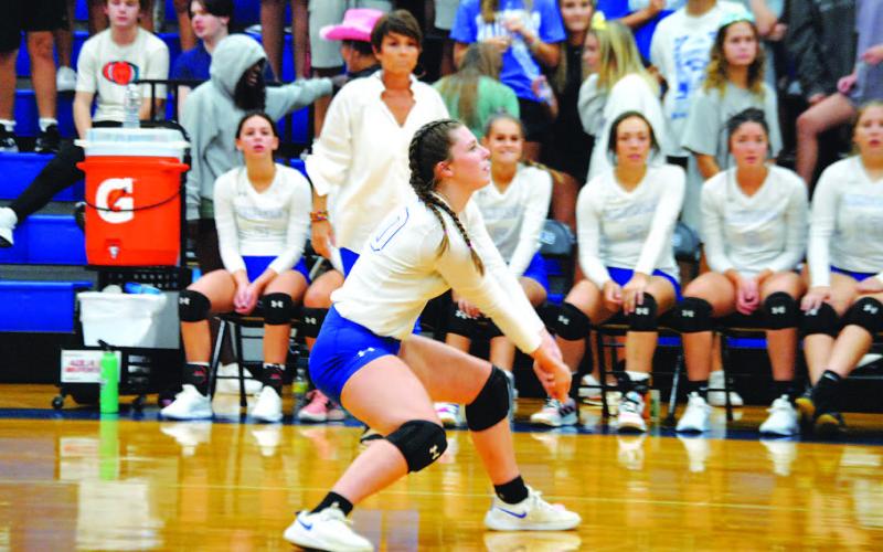 Lady Badgers go 2-1 in bracket play at Gatesville tournament
