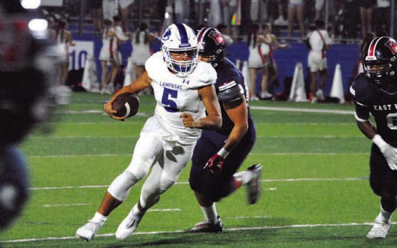 HUNTER KING | DISPATCH RECORD David Flores threw seven touchdowns in the Badgers’ win last week.