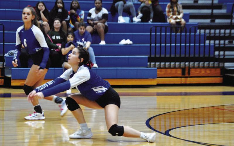 Lampasas volleyball falls to Temple