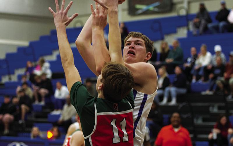 Badgers open district play with dominant win over Gateway