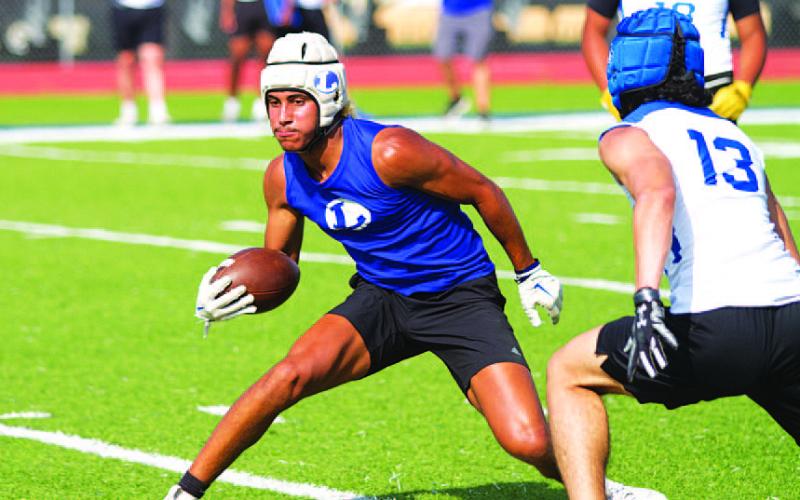 Jaden McElwain will make an impact at receiver in 2025. FILE PHOTO