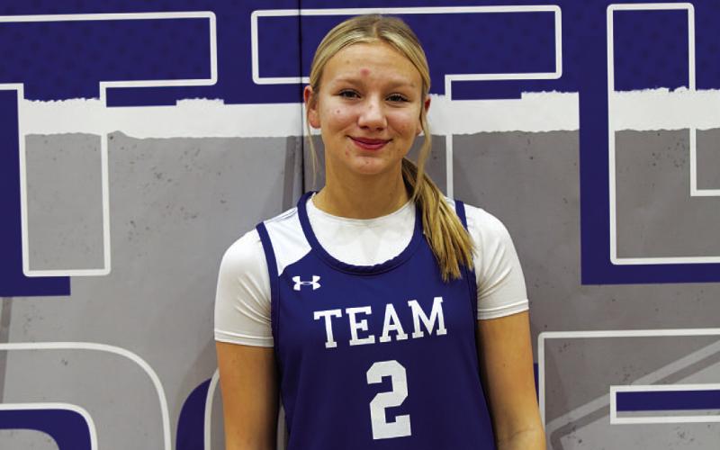 Name: Tenley Langford Class: Sophomore Sport: Basketball Favorite Teacher or Coach: Mr. Vanliew Favorite Place in Lampasas: Mojo’s One Person You Look Up To: My mom Main Goal This Season: To play good