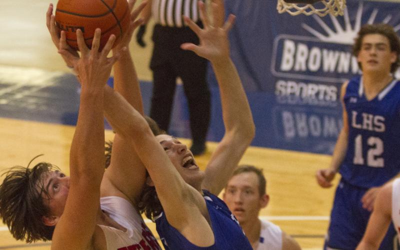 Kaeden Crawford goes for an inside basket.