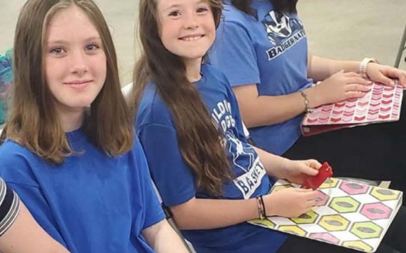 4-H Duds to Dazzle Contest