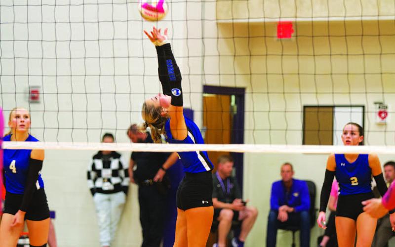 HUNTER KING | DISPATCH RECORD Brailey Wilson was the setter for the Lady Badgers in the Marble Falls match.
