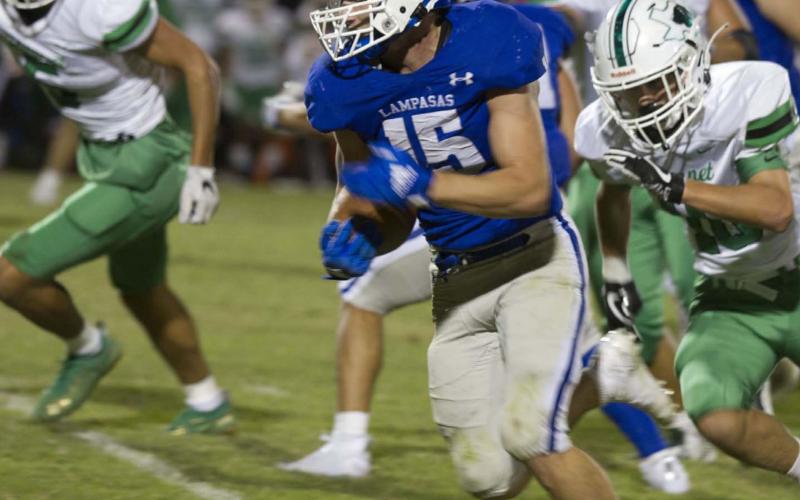 Case Brister breaks away from the Burnet defense on his way to a 40-yard touchdown run last Friday in the Badgers’ win. HUNTER KING | DISPATCH RECORD