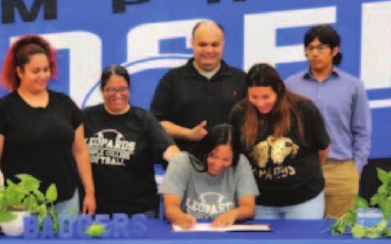 Mia Maldonado signs for Temple College to play college softball. Chris Miles | Courtesy Photo
