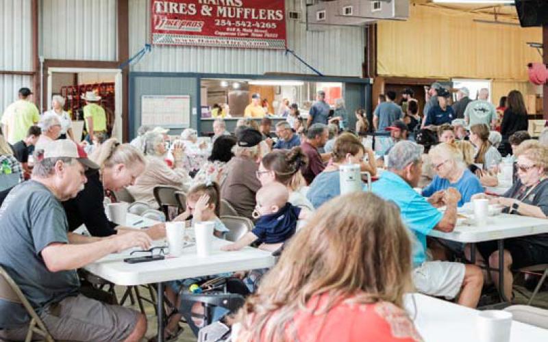 Crowds were thick at the annual fundraiser at Kempner Volunteer Fire Department. gabriela sangache | dispatch record
