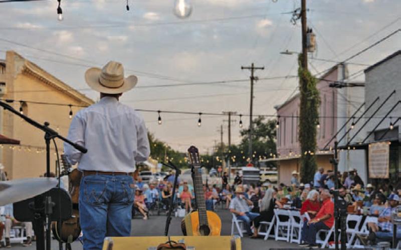 Here is a backstage look from Saturday’s Western Night on Western event hosted by the Lampasas County Museum. ADAM BARRIOS| DISPATCH RECORD