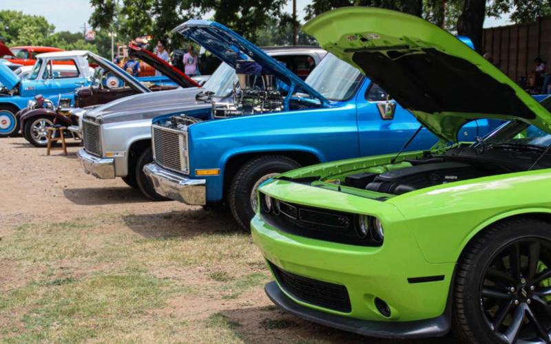 Sulphur Creek Car Cruise draws vehicles, crowds to W.M. Brook Park