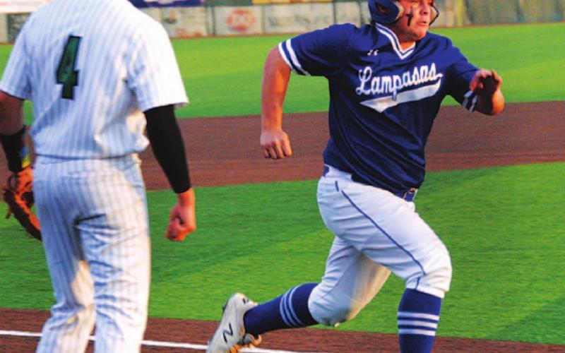 Avery Smith heads for home in the final game against Iowa Park during the Badgers’ bi-district round of the playoffs. HUNTER KING | DISPATCH RECORD