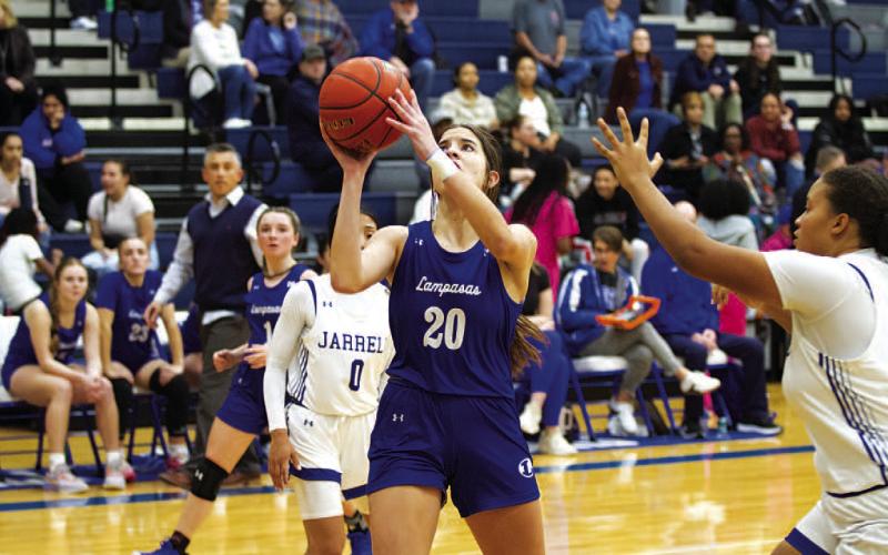 Ysa Swain shoots and scores for two of her eight points in Tuesday’s contest against Jarrell. HUNTER KING | DISPATCH RECORD
