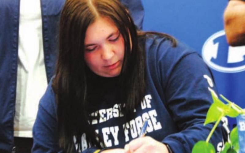 Signing Day: Four Badgers sign letters of intent