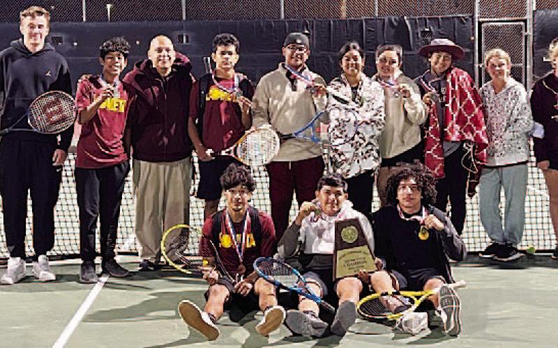Hornet tennis players qualify for regional tournament