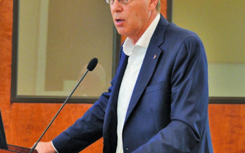 Kelvin Barkowsky of First Texas Bank explains how a loan program through the Lampasas EDC could benefit small businesses. ERICK MITCHELL | DISPATCH RECORD