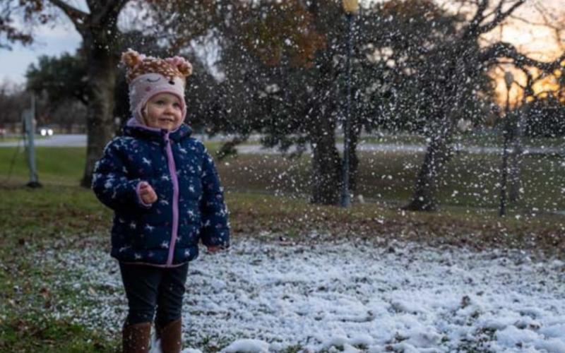 Christmas on the Creek brings holiday cheer