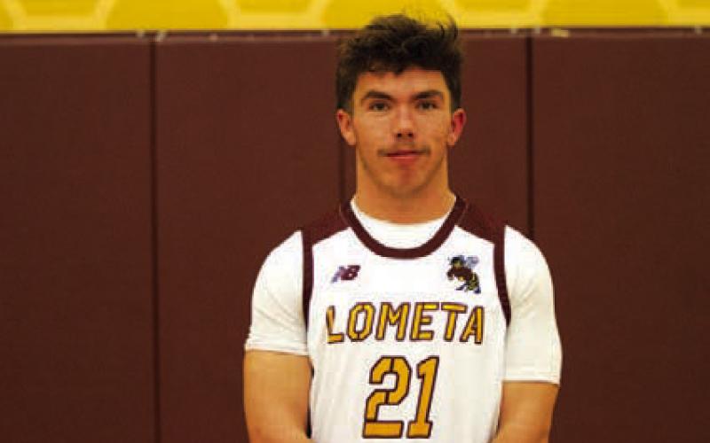 Name: Roy Carr Class: Senior Sport: Basketball, Football and Cross Country Favorite Teacher or Coach: Coach Kolby Favorite Place in Town: 7/11 One Person You Look up To: Patrick Mahomes Main Goal This Season: Get a playoff win