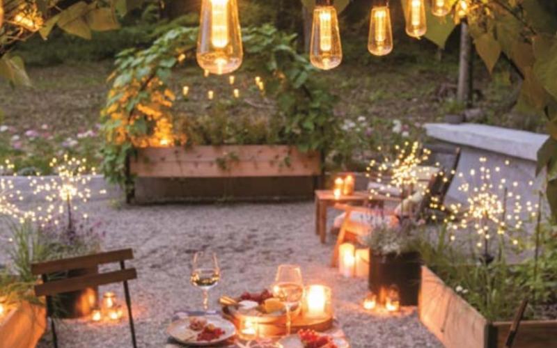 Enjoy an after-dark glow on the patio or deck with retro Edisonbulb solar lights. COURTESY PHOTO | GARDENER’S SUPPLY COMPANY