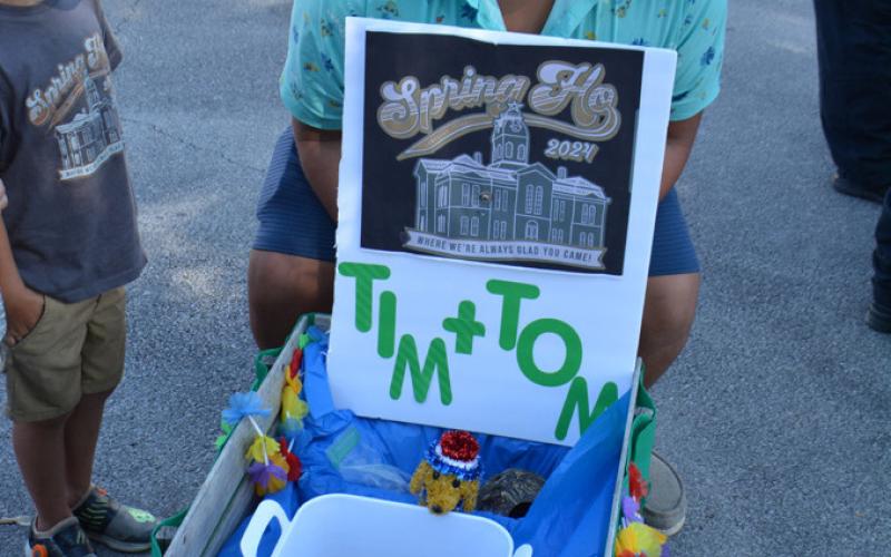 Elias Barrientos brought turtle friends Tim and Tommy for a walk during the Pet Parade. ALEXANDRIA RANDOLPH | DISPATCH RECORD