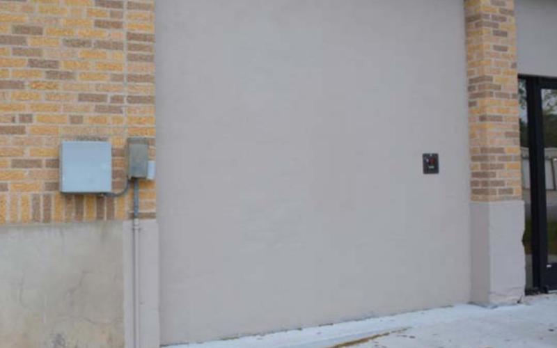 Pictured is the potential space on the Jack Calvert Municipal Building for a mural created by Vision Lampasas. The Lampasas City Council turned down the nonprofit’s idea to place an image of Lady Justice on the exterior. The municipal court is located on the same side of the building. MONIQUE BRAND | DISPATCH RECORD