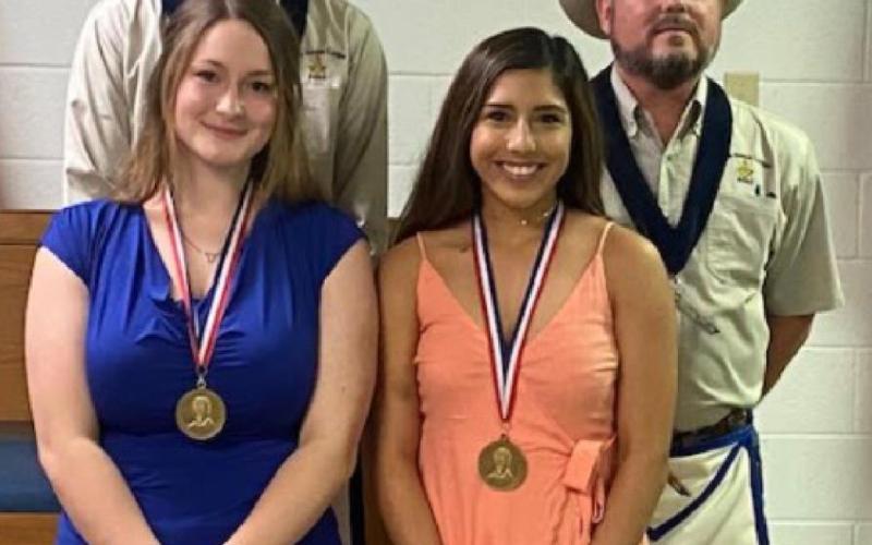 Lodge names scholarship winners