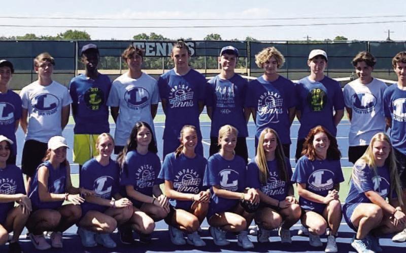 The Badgers pose for a photo after their matches last week. HUNTER KING | DISPATCH RECORD