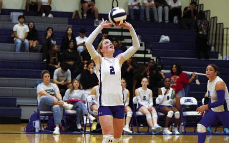 Ellie Felkner has been the Lady Badgers’ lone setter all season. HUNTER KING | DISPATCH RECORD