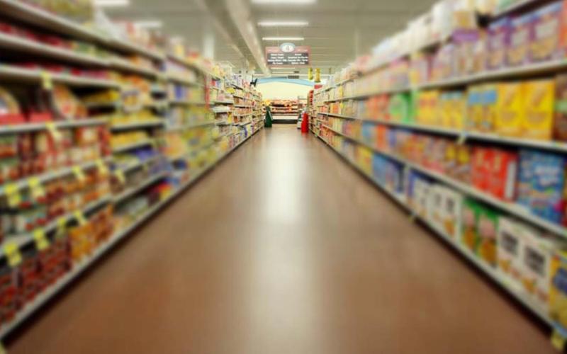 Shoppers are feeling the brunt of high food prices this year, although the Consumer Price Index predicts prices will stabilize somewhat in 2022. METRO CREATIVE SERVICES