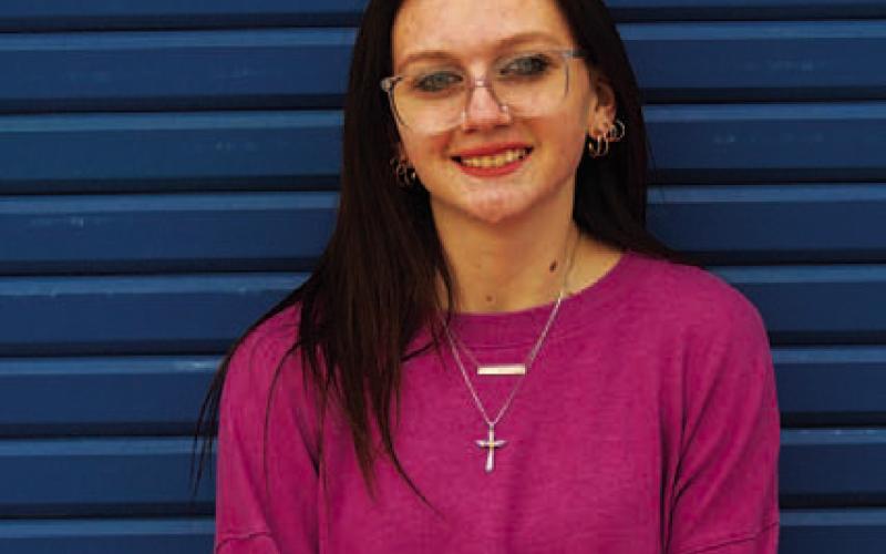 Name: Gabrielle Lewellen Class: Junior Sport: Soccer