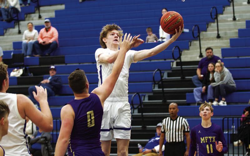 Peyton Sisson led the team with 14 points against Jarrell last Friday night. HUNTER KING | DISPATCH RECORD