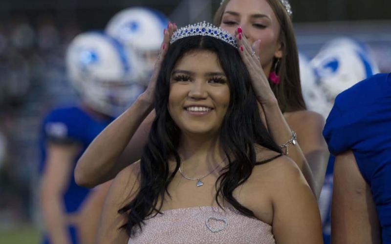 Four-year student trainer wins Football Sweetheart