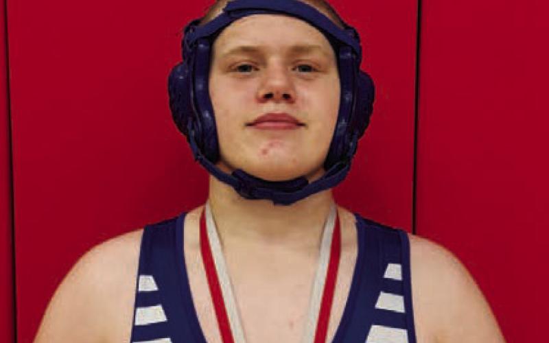 Lampasas wrestlers bring home medals from Lake Belton tournament