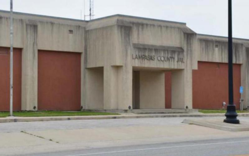 The old county jail on East Fourth Street remains intact, as the Commissioners Court works on awarding a bid for asbestos abatement and demolition. FILE PHOTO
