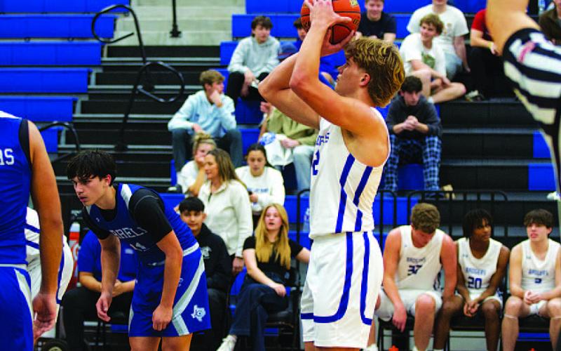 HUNTER KING | DISPATCH RECORD Haegan Oncken shoots a free throw during the second half against Jarrell.