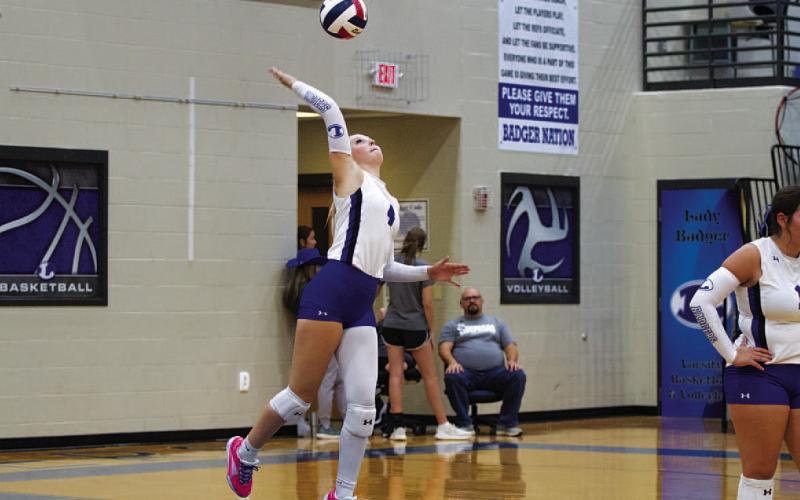 HUNTER KING | DISPATCH RECORD Brylie Turner led the team in kills over the course of the tournament.