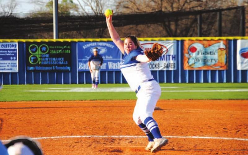 Caitlyn Sanguinet winds and pitches to the Glen Rose hitter during last week’s contest.HUNTER KING | DISPATCH RECORD