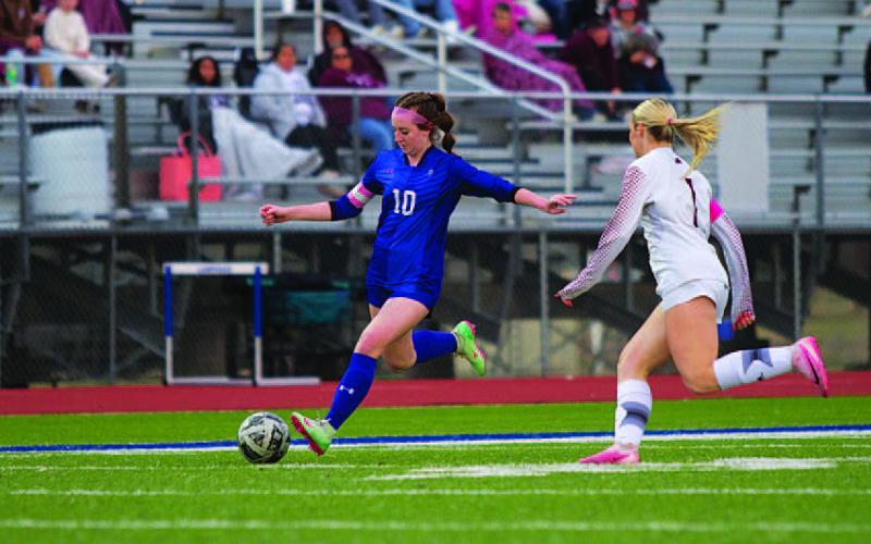 HUNTER KING | DISPATCH RECORD Kelbie Black plays a pass during a previous match against Brownwood.