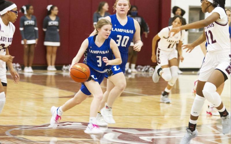 Addison Borchardt dribbles up the court against the Killeen Lady Roos last Tuesday. HUNTER KING | DISPATCH RECORD