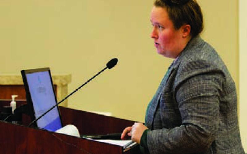 Bailey Carter, recreation specialist for Lampasas, presents information on sponsorships and naming rights that could generate revenue for the city. HUNTER KING | DISPATCH RECORD