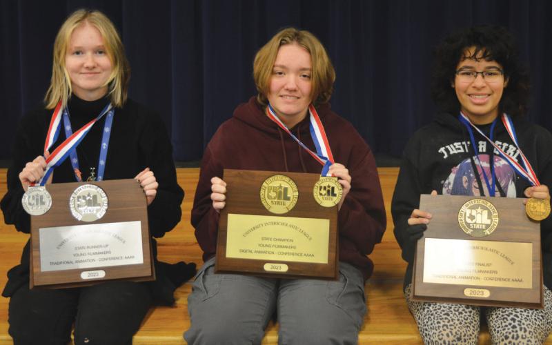 erick mitchell | dispatch record Lampasas High School students, left to right, Emeree Gettman, Hailey Wittman and Vivian Say-Ballard received honors at this year’s UIL State Film Festival.