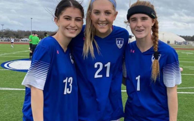 Soccer seniors end regular season with victories; boys advance to playoffs