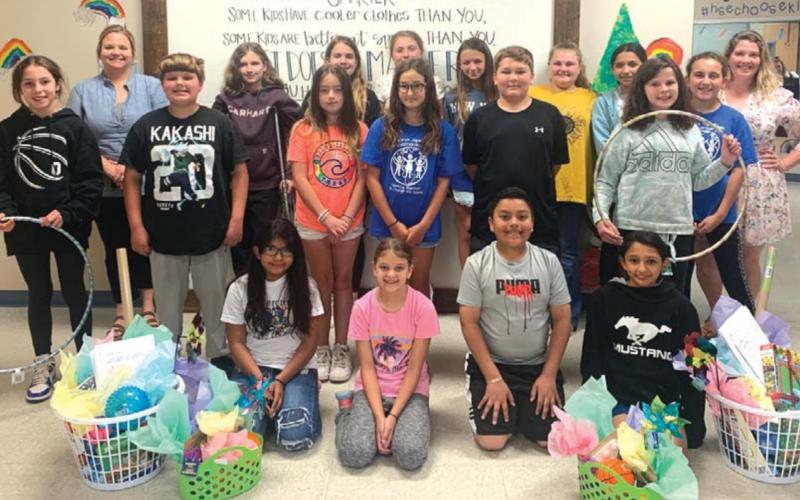 Kindness Club makes donation