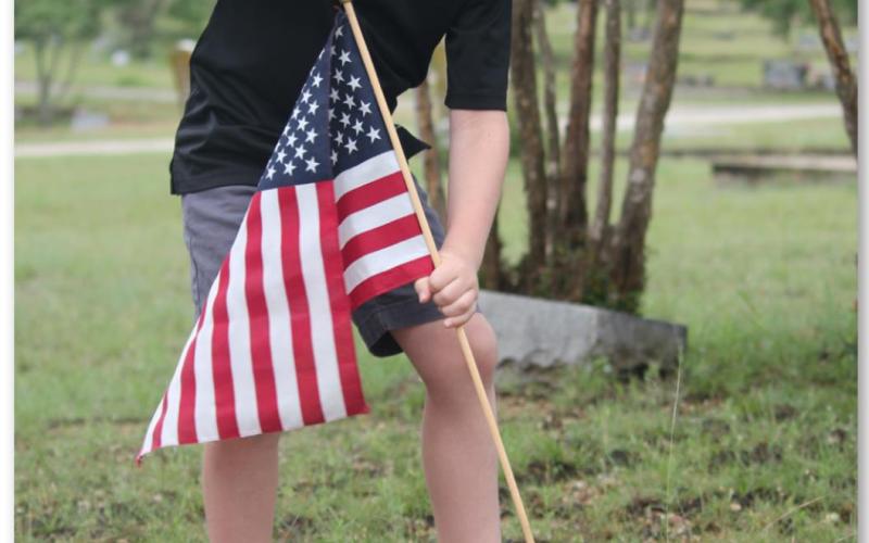 Residents honor fallen military servicemembers
