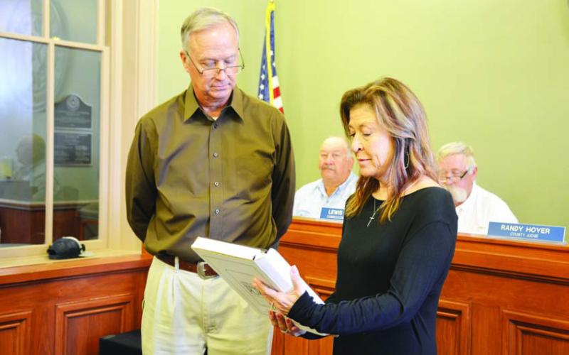 County pays tribute to late justice of the peace