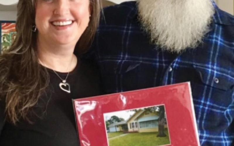 Couple recognized by museum