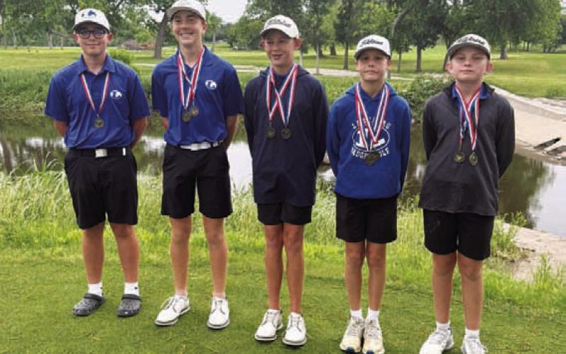 COURTESY PHOTO | LAMPASAS ATHLETICS FACEBOOK The middle school boys golf team showcase their medals.